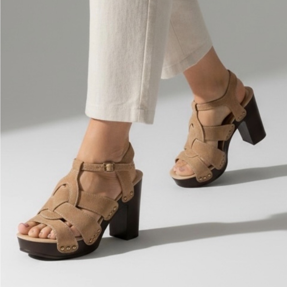 C Comfort EST 1946 Women's Tall Tan Suede Platform Sandal Heels 12